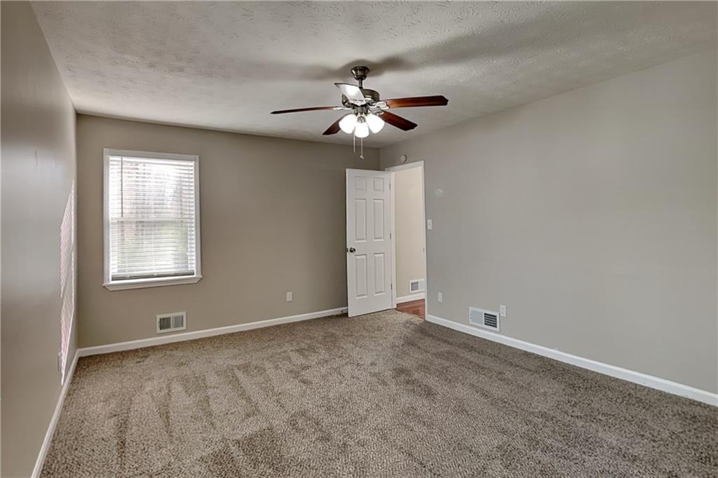 4505 Laurie Lane Southwest Powder Springs, GA 30127 - Photo 7 of 24