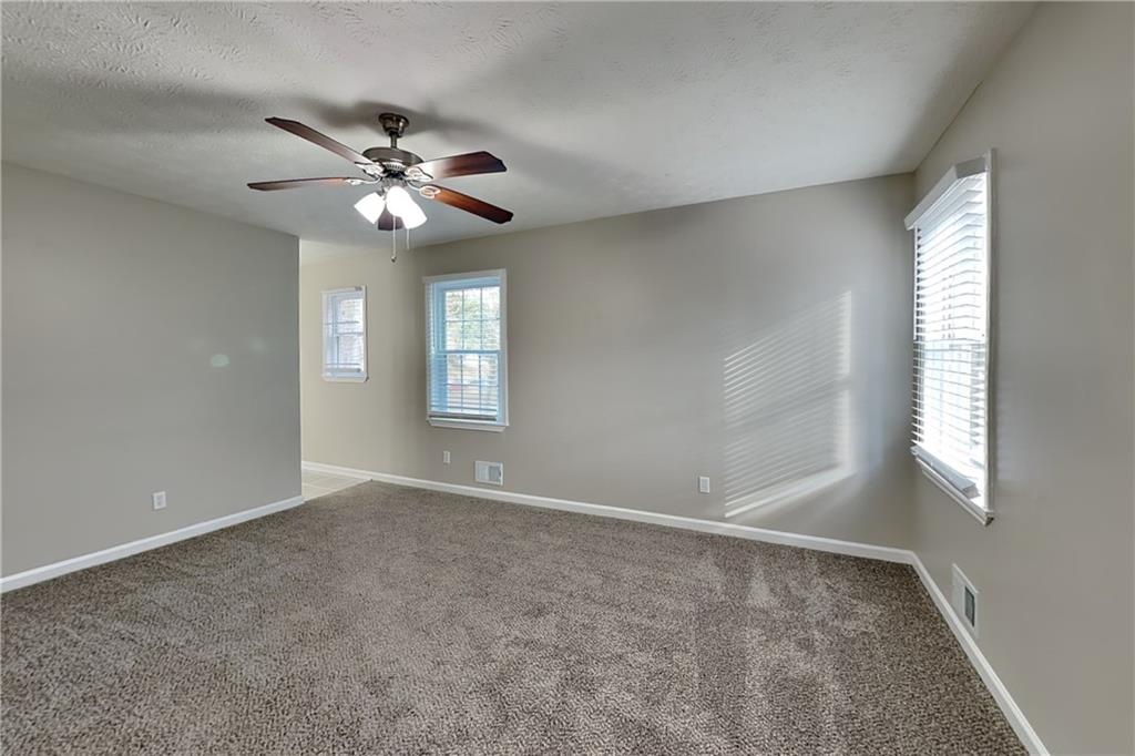 4505 Laurie Lane Southwest Powder Springs, GA 30127 - Photo 8 of 24