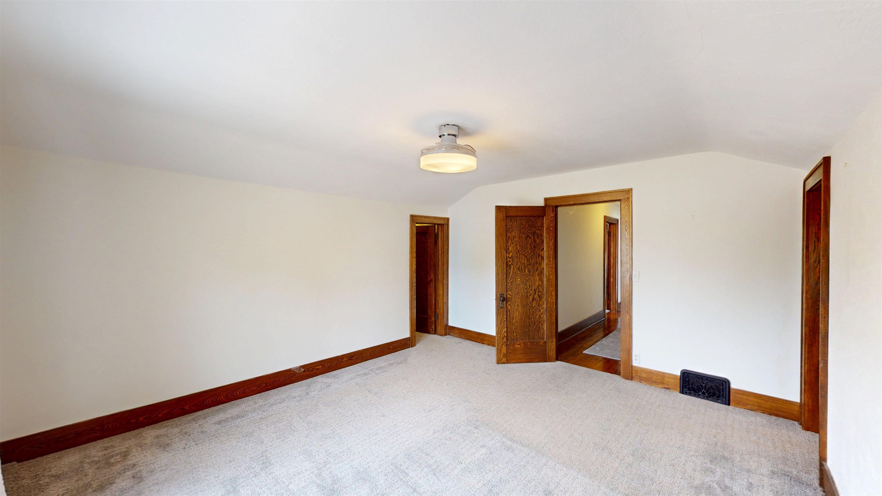 223 South 3rd Street Colby, WI 54421 - Photo 43 of 44 Gallery Image 43