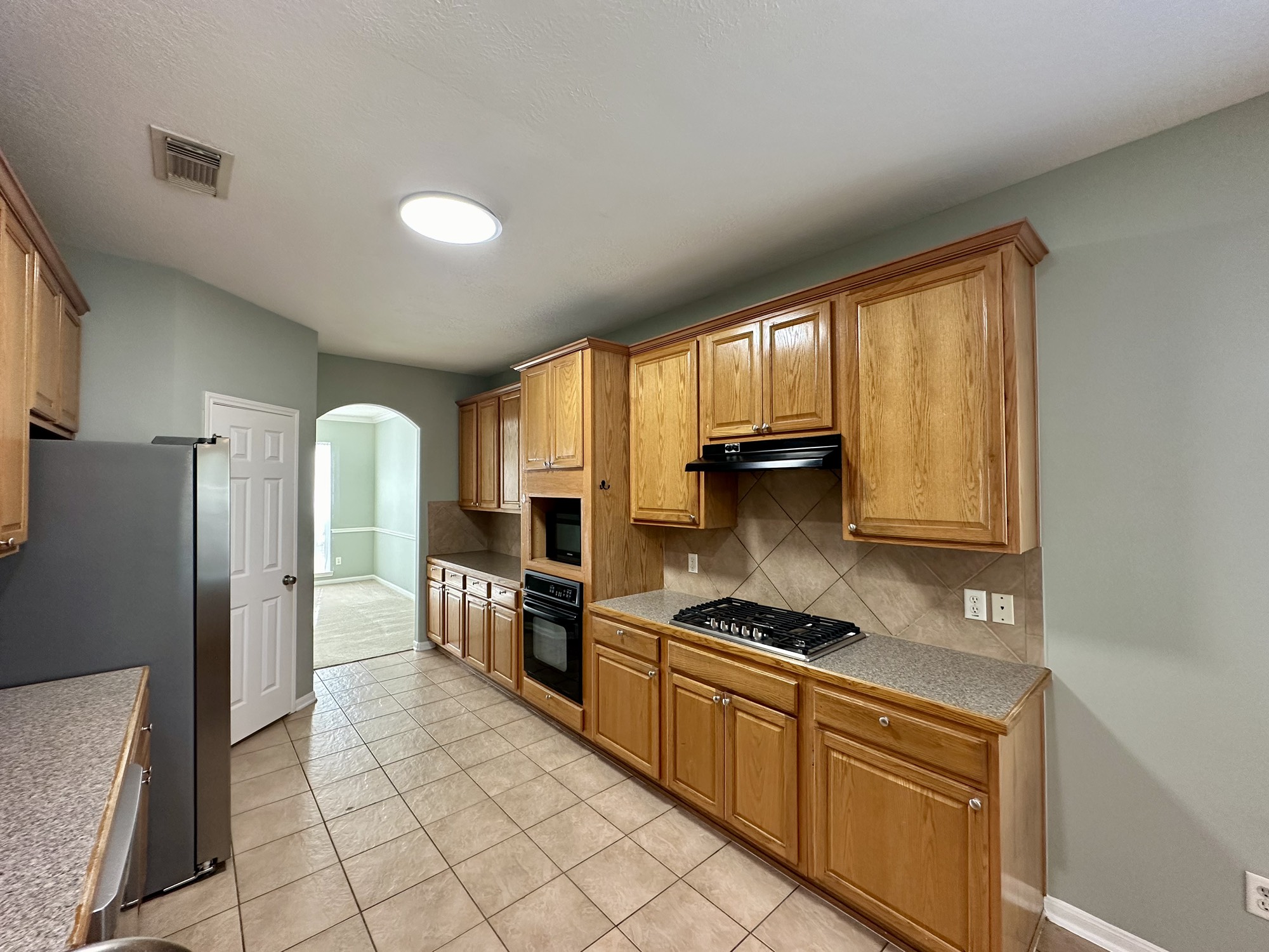 9222 Memorial Grove Drive Spring, TX 77379 - Photo 5 of 27