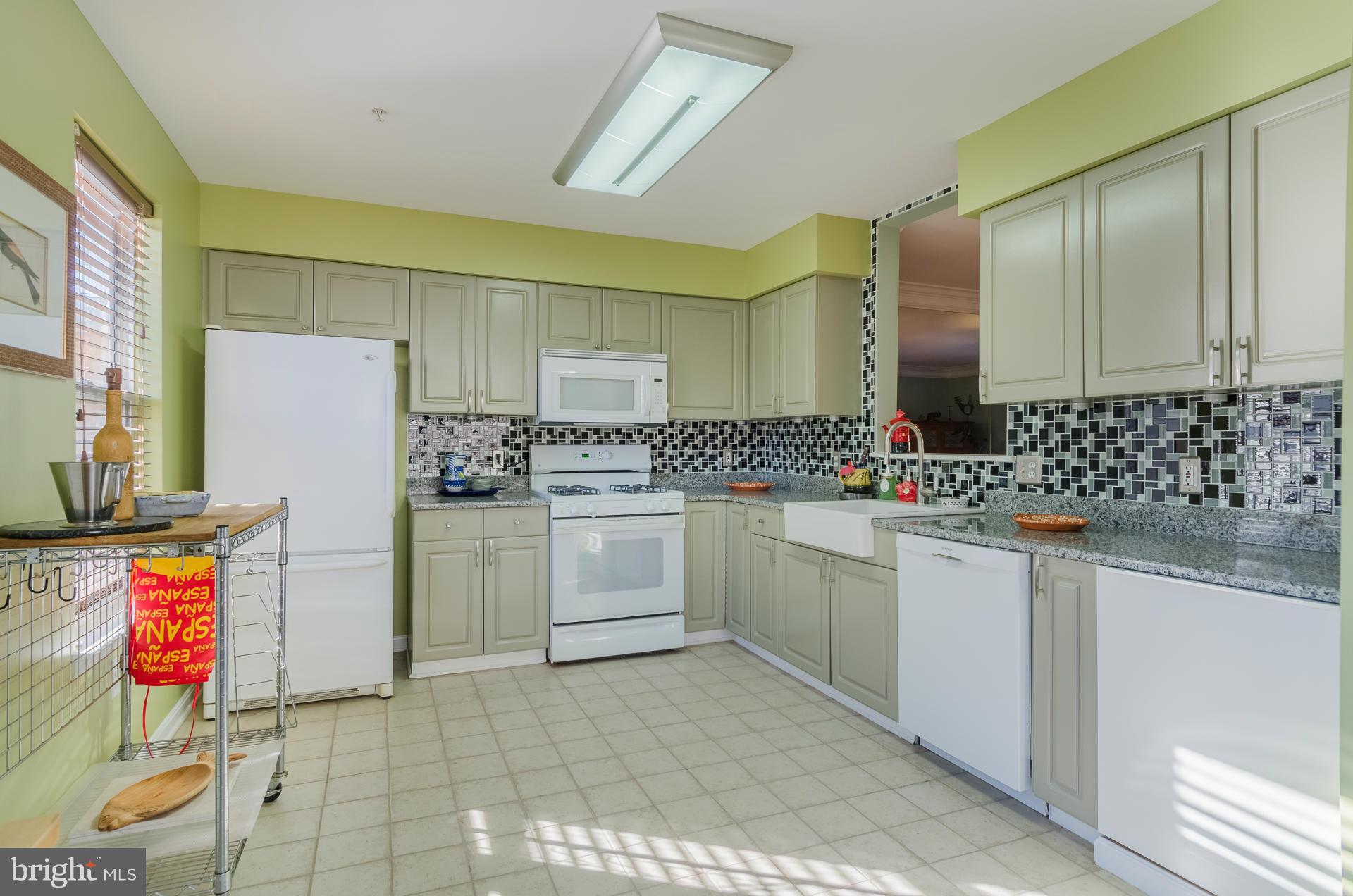 411 Chadford Road Baltimore, MD 21212 - Photo 11 of 30 Kitchen