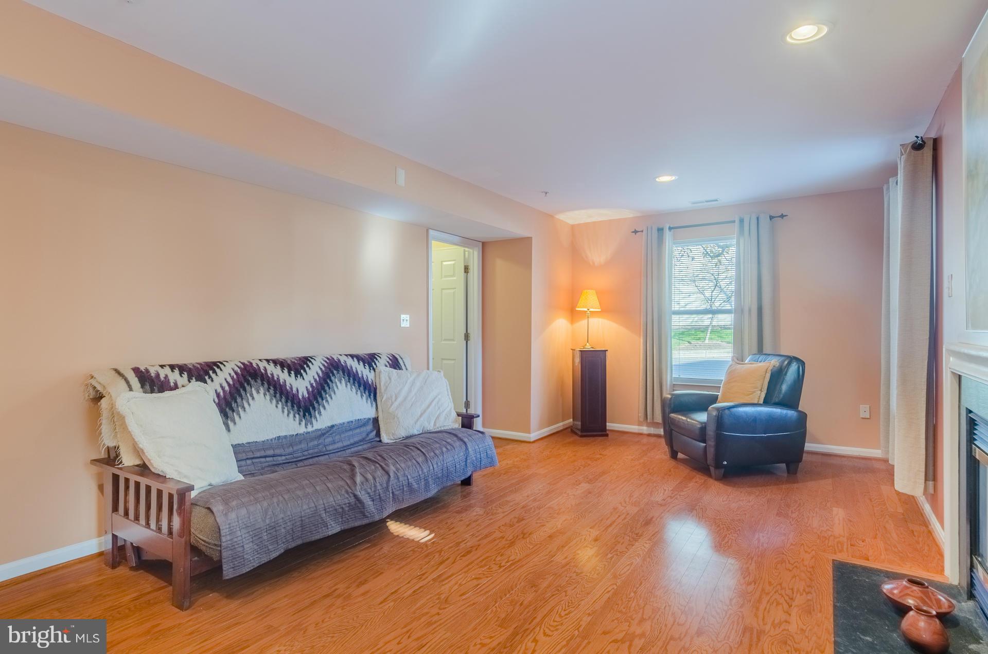 411 Chadford Road Baltimore, MD 21212 - Photo 5 of 30 Family Room