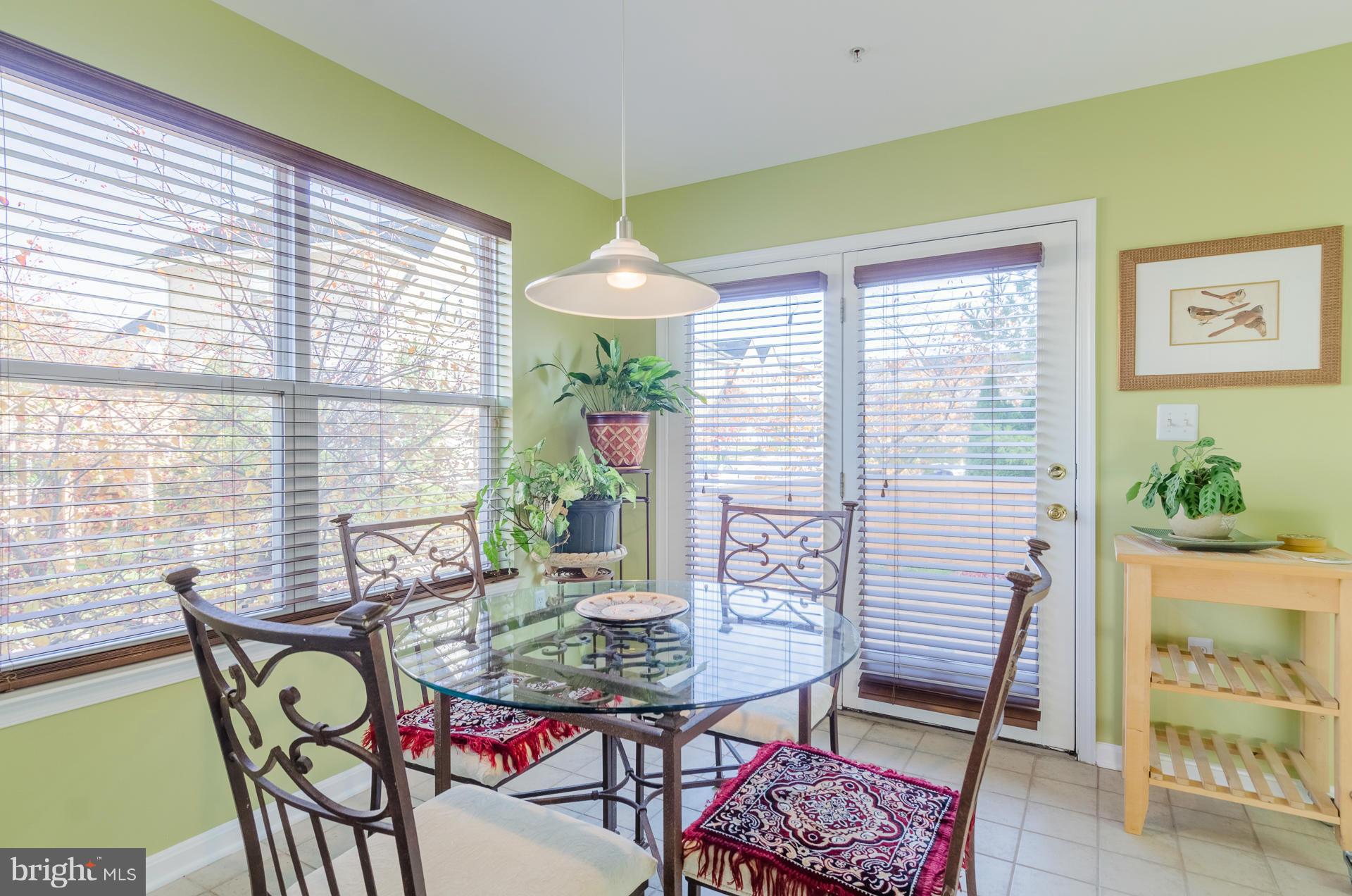 411 Chadford Road Baltimore, MD 21212 - Photo 10 of 30 Kitchen Breakfast Area