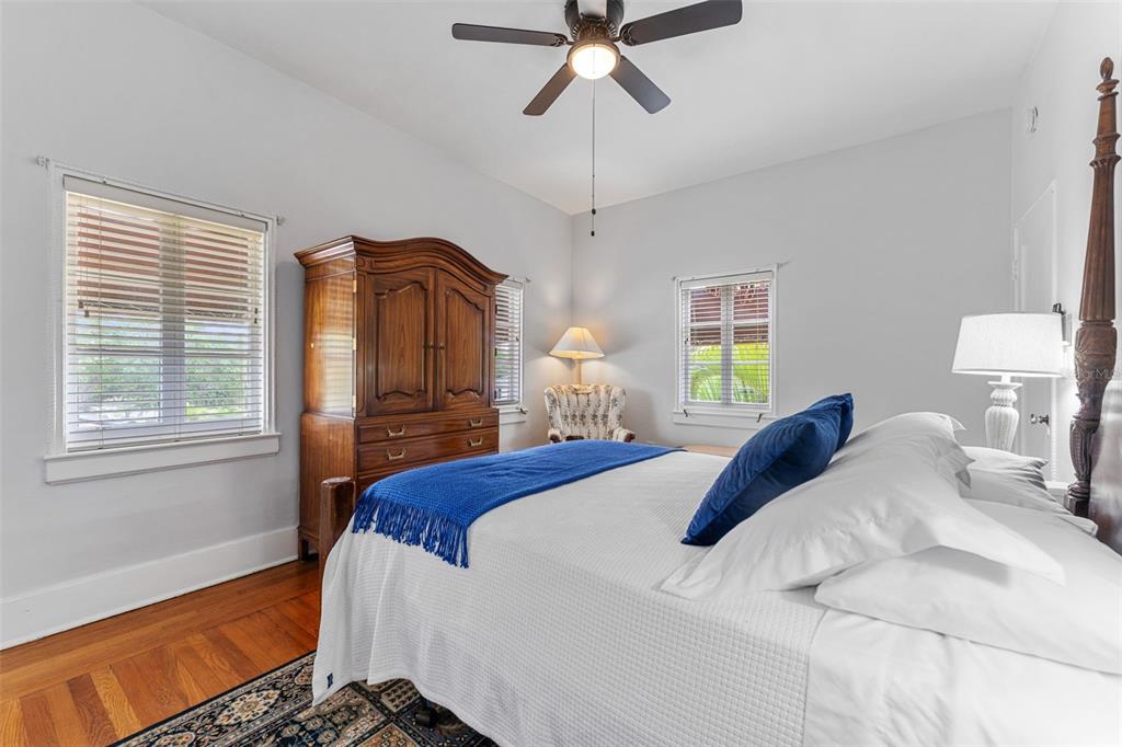 1500 Maple Street Clearwater, FL 33755 - Photo 38 of 96