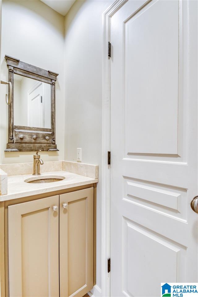 9 Spring Street Birmingham, AL 35213 - Photo 23 of 31
