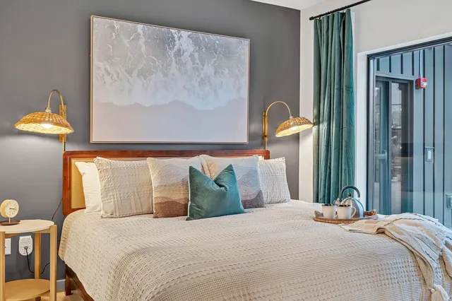 $6,995 | 635 7th Avenue South, Unit 203, Nashville, TN 37203