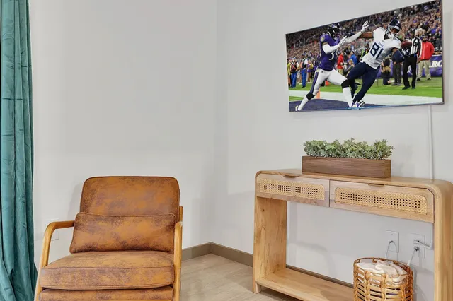 $6,995 | 635 7th Avenue South, Unit 203, Nashville, TN 37203