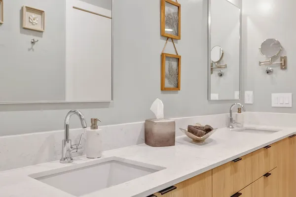 $6,995 | 635 7th Avenue South, Unit 203, Nashville, TN 37203