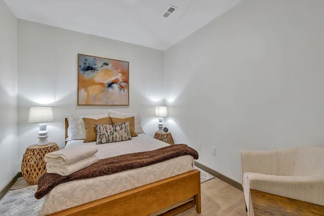 $6,995 | 635 7th Avenue South, Unit 203, Nashville, TN 37203