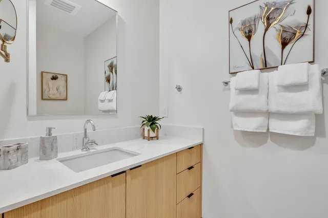 $6,995 | 635 7th Avenue South, Unit 203, Nashville, TN 37203