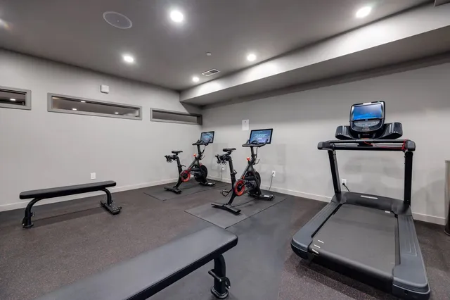 $6,995 | 635 7th Avenue South, Unit 203, Nashville, TN 37203