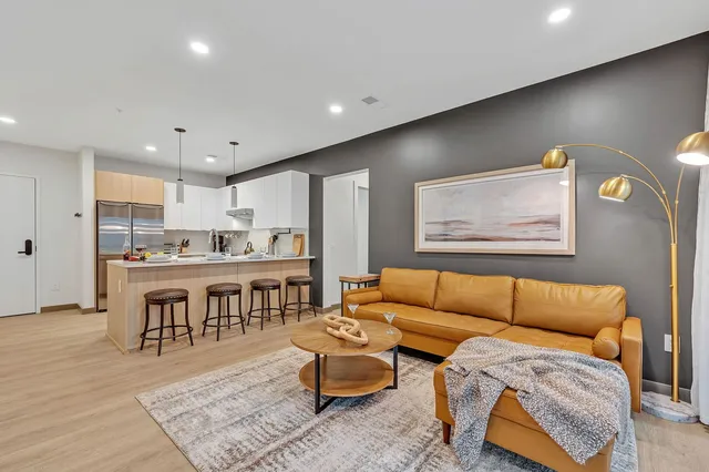 $6,995 | 635 7th Avenue South, Unit 203, Nashville, TN 37203