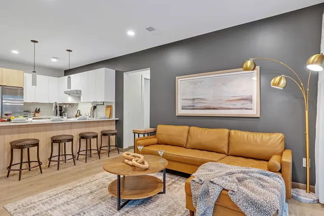 $6,995 | 635 7th Avenue South, Unit 203, Nashville, TN 37203