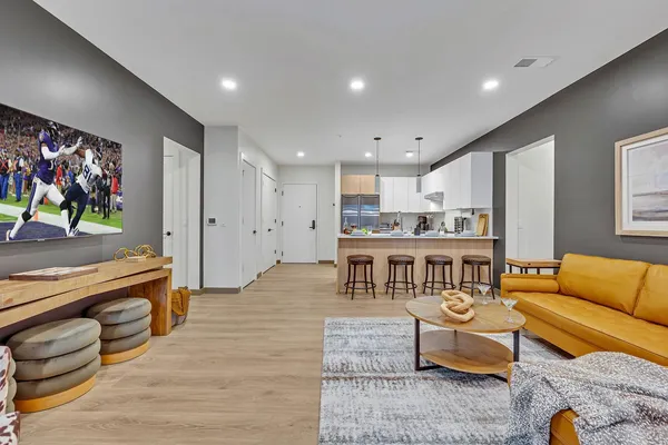 $6,995 | 635 7th Avenue South, Unit 203, Nashville, TN 37203