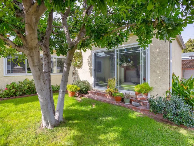 $1,099,990 | 1516 North Pepper Street, Burbank, CA 91505