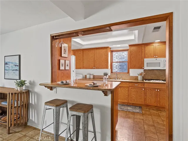 $1,099,990 | 1516 North Pepper Street, Burbank, CA 91505