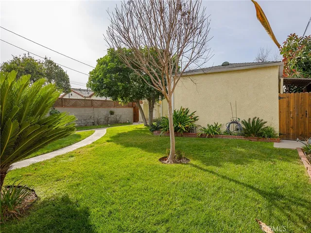 $1,099,990 | 1516 North Pepper Street, Burbank, CA 91505