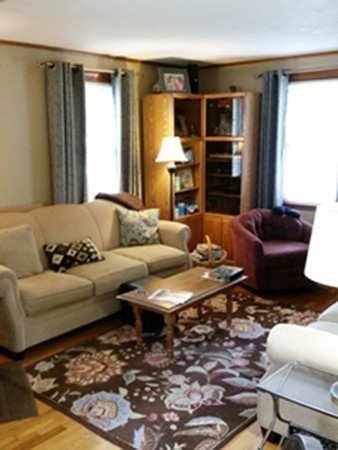 4 Othello Road Worcester, MA 01604 - Photo 5 of 21 Gallery Image 5