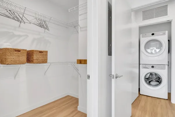 $2,200 | 2121 Broward Avenue, Unit 223, West Palm Beach, FL 33407