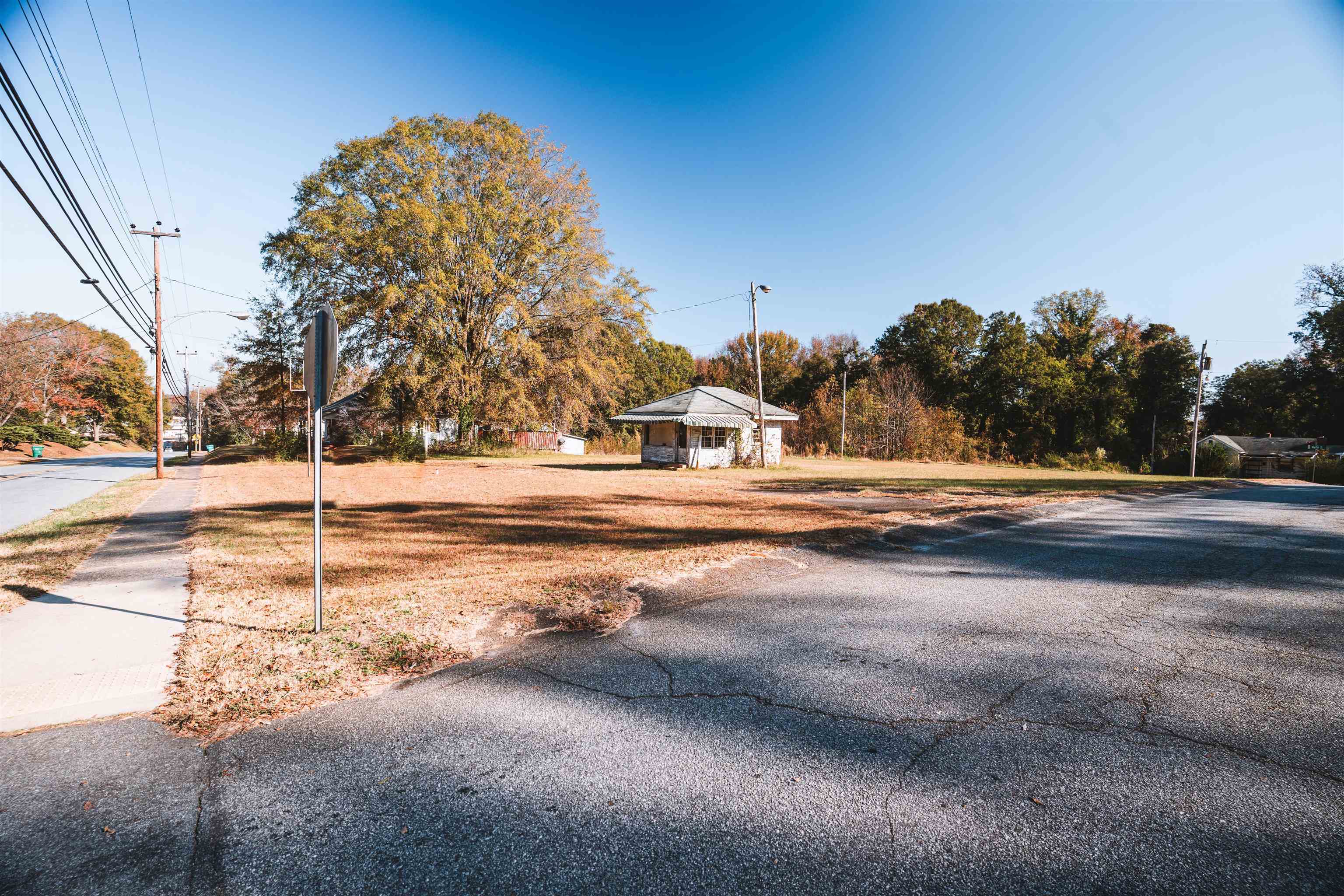 326 Providence Road Gaffney, SC 29341 - Photo 5 of 15 Gallery Image 5
