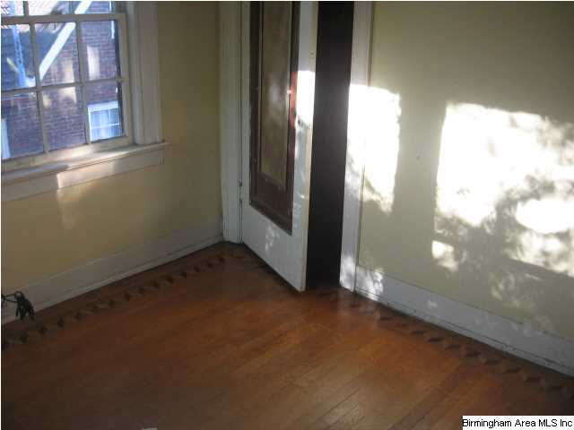 824 1st Street Southwest Birmingham, AL 35211 - Photo 7 of 11