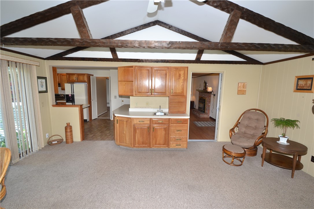 118 Nettlecreek Road Perinton, NY 14450 - Photo 18 of 41 Family room