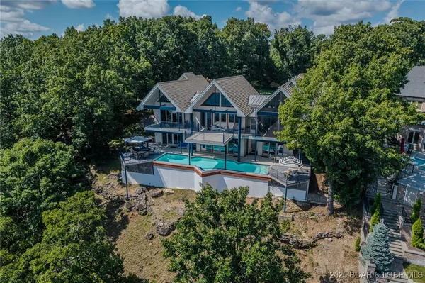 $1,950,000 | 820 Cedar Crest Drive, Lake Ozark, MO 65049