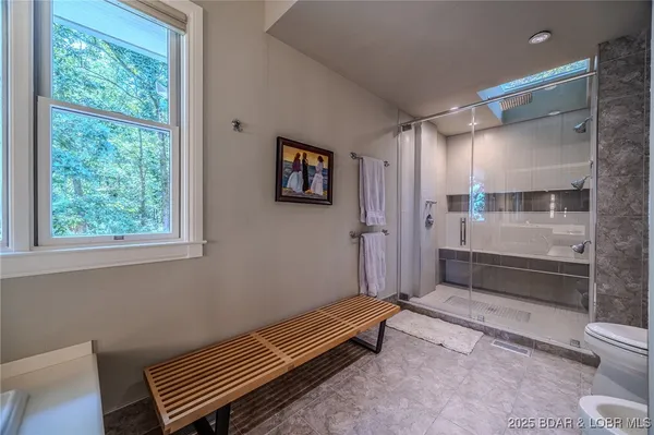 $1,950,000 | 820 Cedar Crest Drive, Lake Ozark, MO 65049