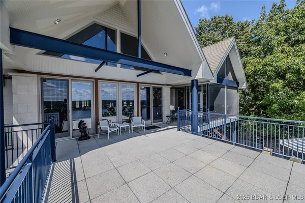 $1,950,000 | 820 Cedar Crest Drive, Lake Ozark, MO 65049