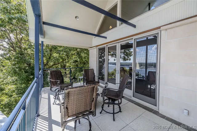 $1,950,000 | 820 Cedar Crest Drive, Lake Ozark, MO 65049