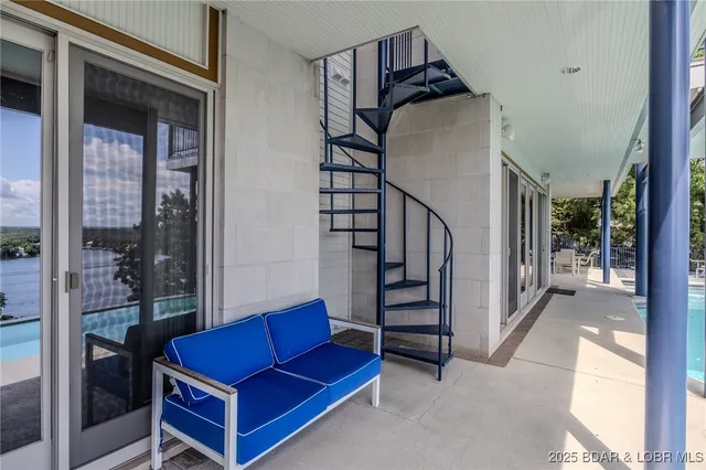 $1,950,000 | 820 Cedar Crest Drive, Lake Ozark, MO 65049