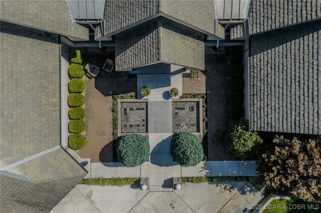 $1,950,000 | 820 Cedar Crest Drive, Lake Ozark, MO 65049