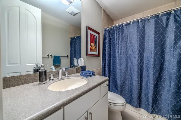 $1,950,000 | 820 Cedar Crest Drive, Lake Ozark, MO 65049