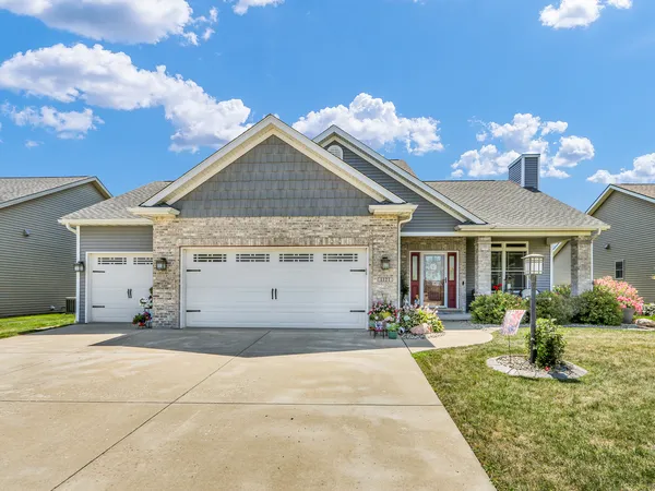 $559,900 | 1121 Declaration Drive, Savoy, IL 61874
