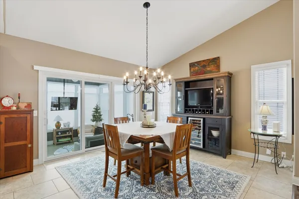 $559,900 | 1121 Declaration Drive, Savoy, IL 61874