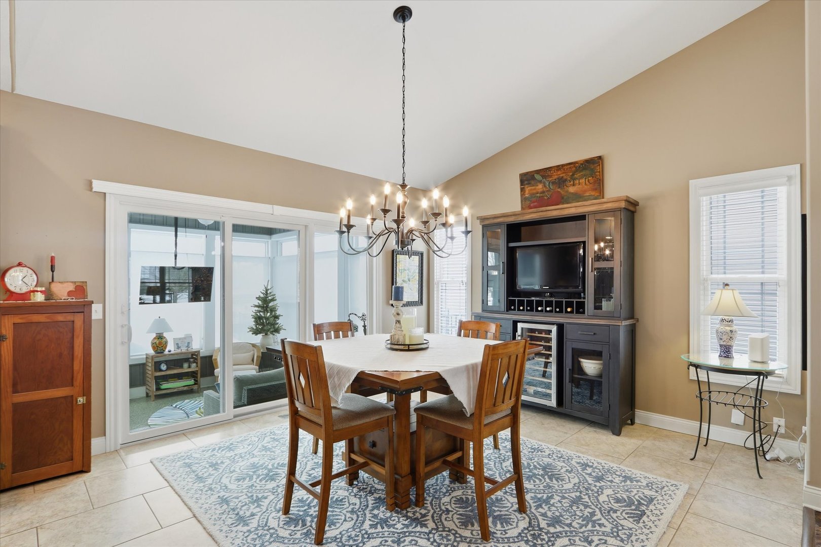 1121 Declaration Drive Savoy, IL 61874 - Photo 18 of 73