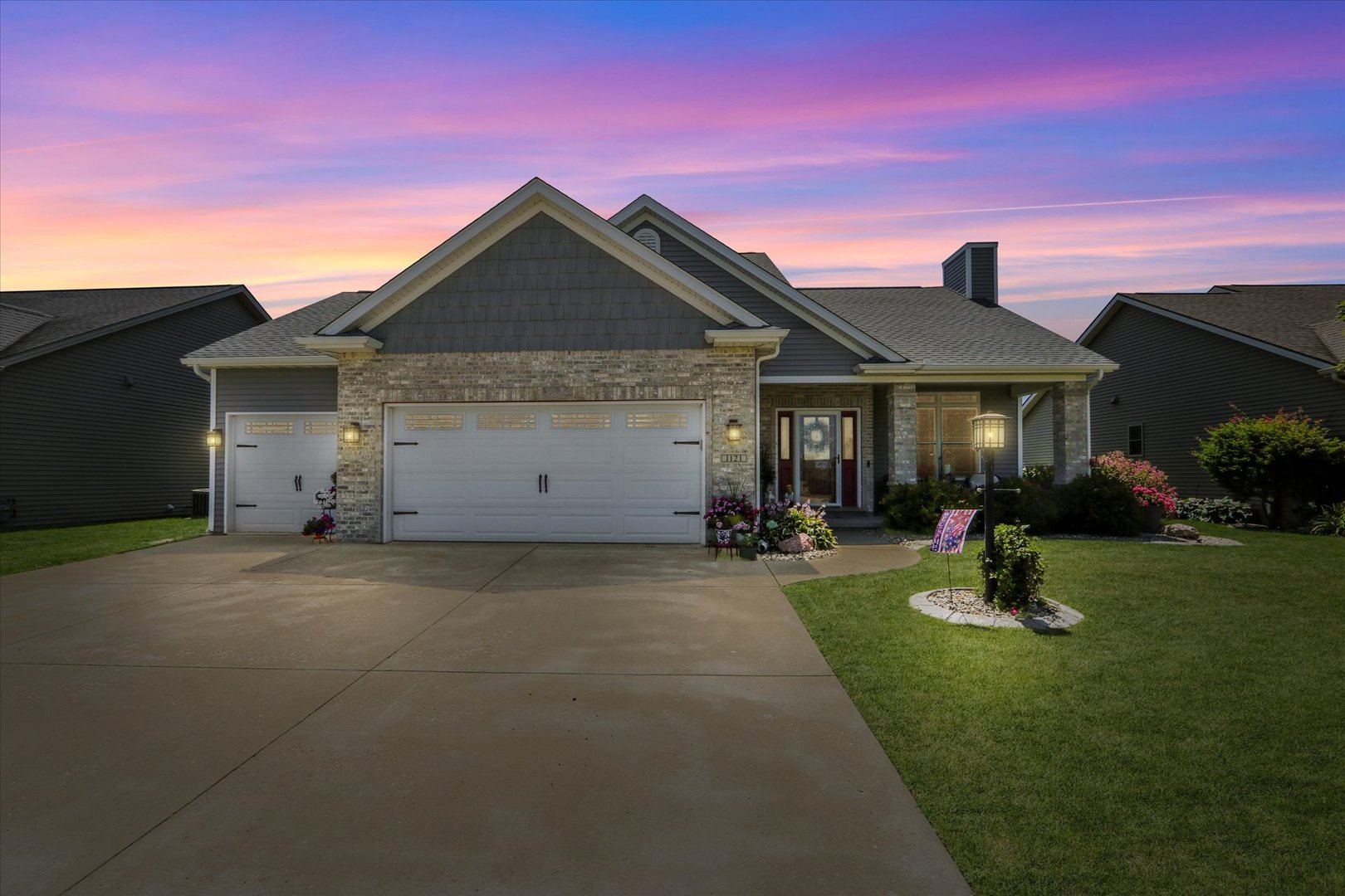 1121 Declaration Drive Savoy, IL 61874 - Photo 2 of 73