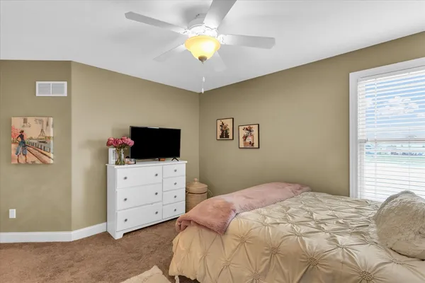 $559,900 | 1121 Declaration Drive, Savoy, IL 61874