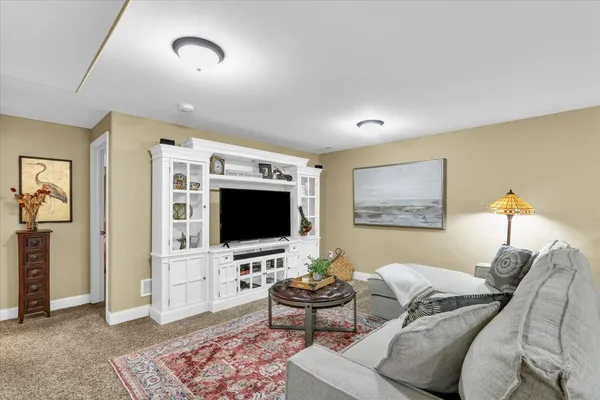 $559,900 | 1121 Declaration Drive, Savoy, IL 61874