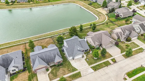 $559,900 | 1121 Declaration Drive, Savoy, IL 61874