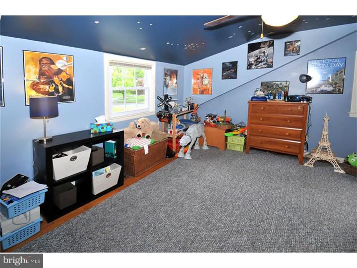 904 Delene Road Rydal, PA 19046 - Photo 17 of 21 Bedroom 3