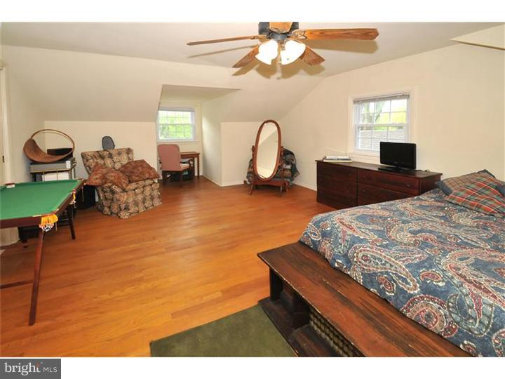 904 Delene Road Rydal, PA 19046 - Photo 18 of 21 Bedroom 4