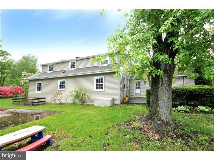 904 Delene Road Rydal, PA 19046 - Photo 19 of 21 Exterior Back