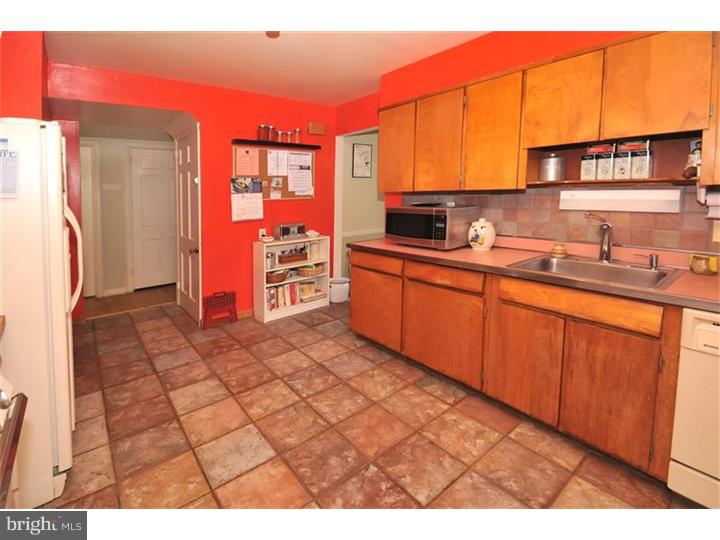 904 Delene Road Rydal, PA 19046 - Photo 10 of 21 Kitchen