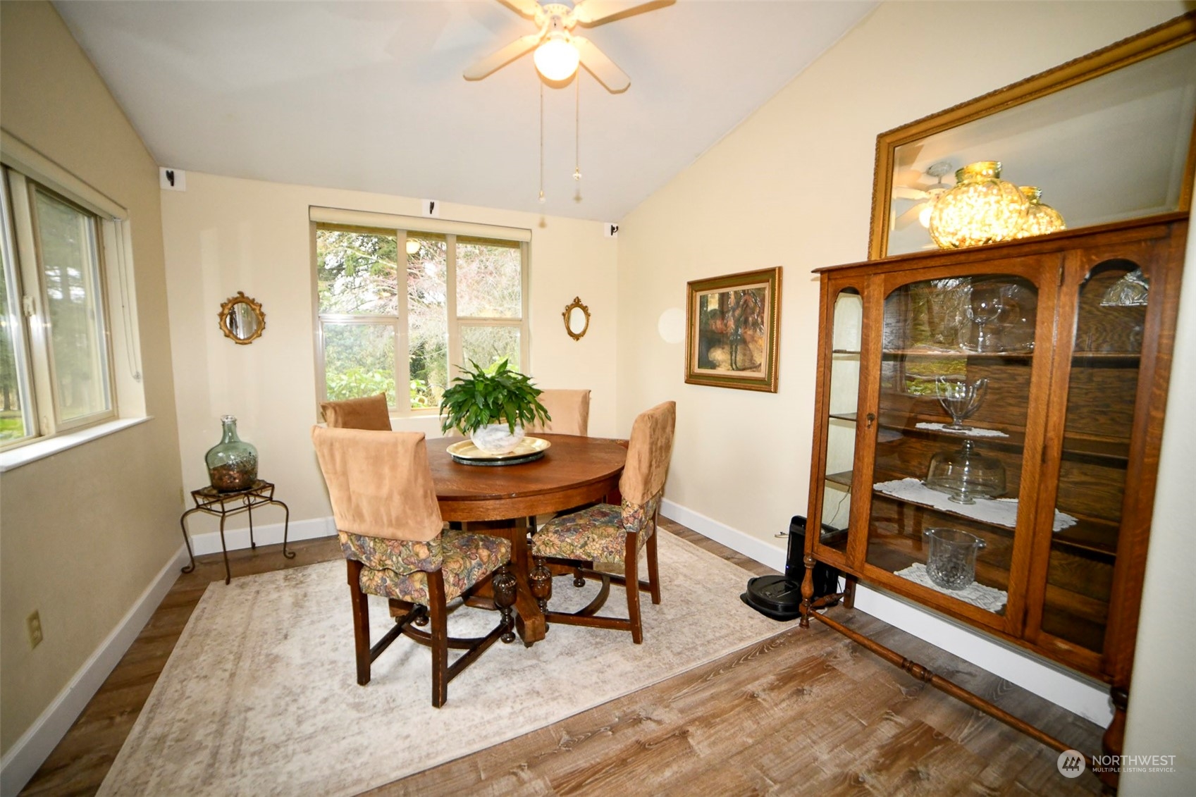 975 Burnt Ridge Road Onalaska, WA 98570 - Photo 2 of 23 Gallery Image 2