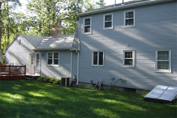 51 Metacomet Road Longmeadow, MA 01106 - Photo 3 of 3 a front view of house with yard and green space