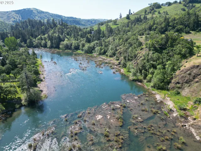 $5,495,000 | 1104 Rio Nes Lane, Roseburg, OR 97470