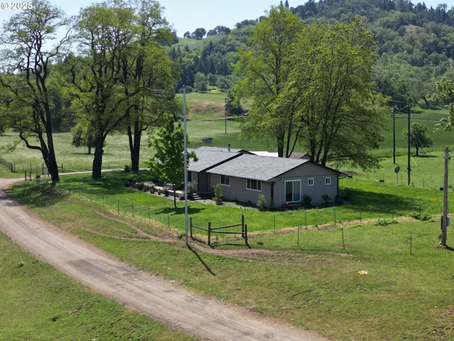 $5,495,000 | 1104 Rio Nes Lane, Roseburg, OR 97470