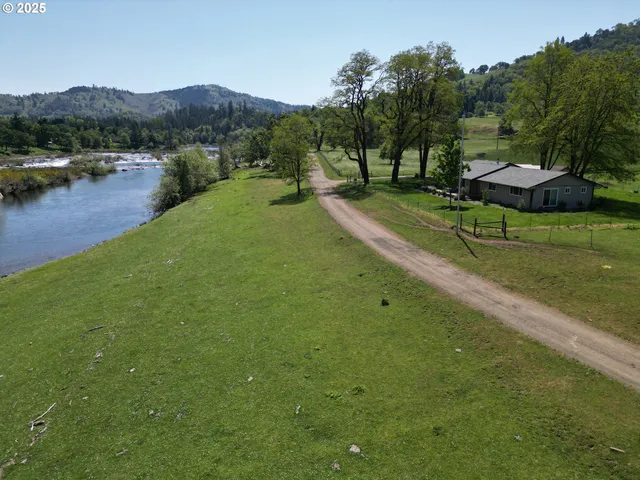 $5,495,000 | 1104 Rio Nes Lane, Roseburg, OR 97470