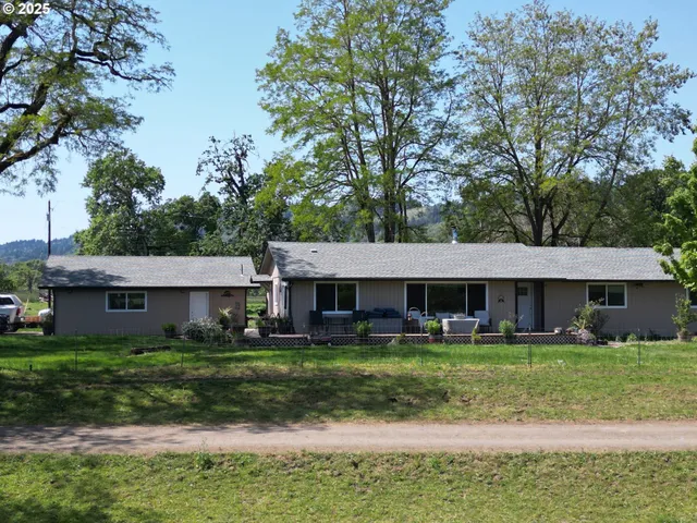 $5,495,000 | 1104 Rio Nes Lane, Roseburg, OR 97470